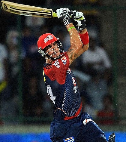 Pietersen guides Delhi to 5-wicket win